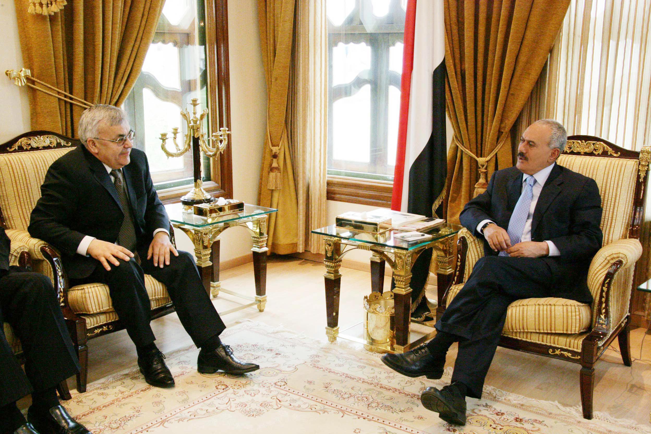 فخامة الرئيس يستقبل سيرجي فرشينين، مبعوث الرئيس الروسي، 03-05-2011