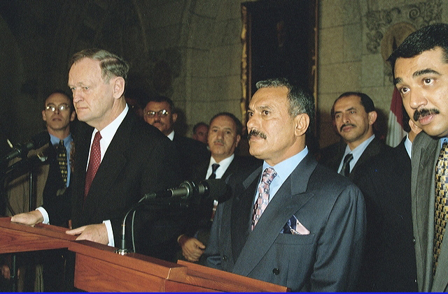 إجابات فخامة الرئيس على أسئلة الصحفيين أثناء زيارته لكندا